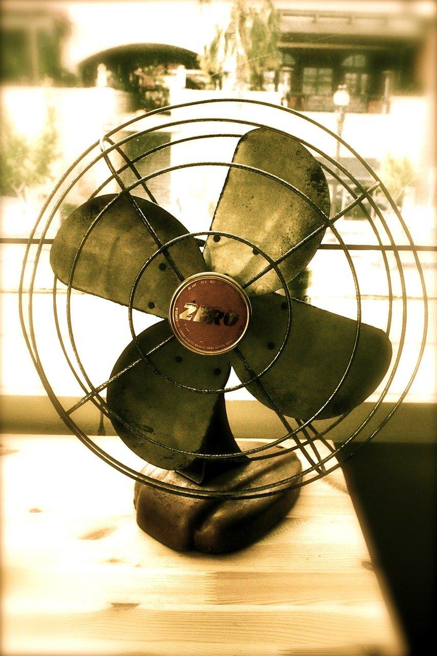Memorias de un viejo ventilador de pie